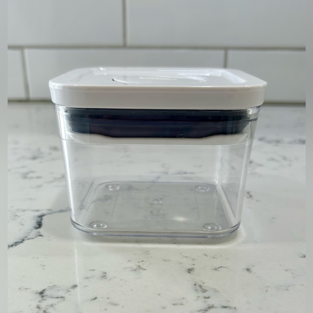 OXO Pop 0.4 Quart Airtight Container